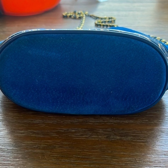 💙LIDO Handbag,Vibrant Blue Suede Leather, Made in USA,Blue/Gold Woven Chain,EUC - Picture 9 of 12